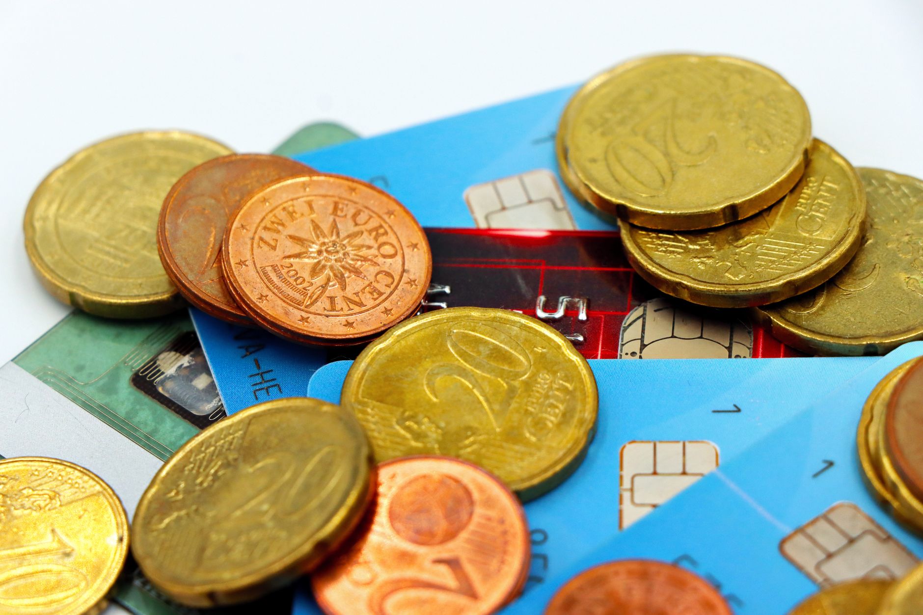 Kiedy warto zamknąć nieużywane konto bankowe? Praktyczna lista kontrolna